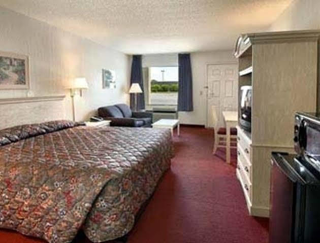 Baymont By Wyndham Richburg - Chester Area Extérieur photo